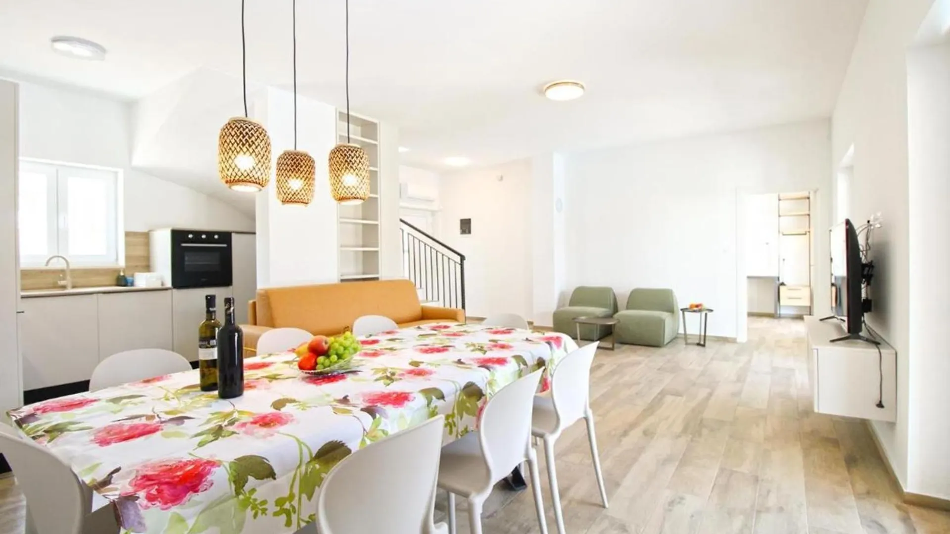 Modern Villa With Private Pool And Garden Pula