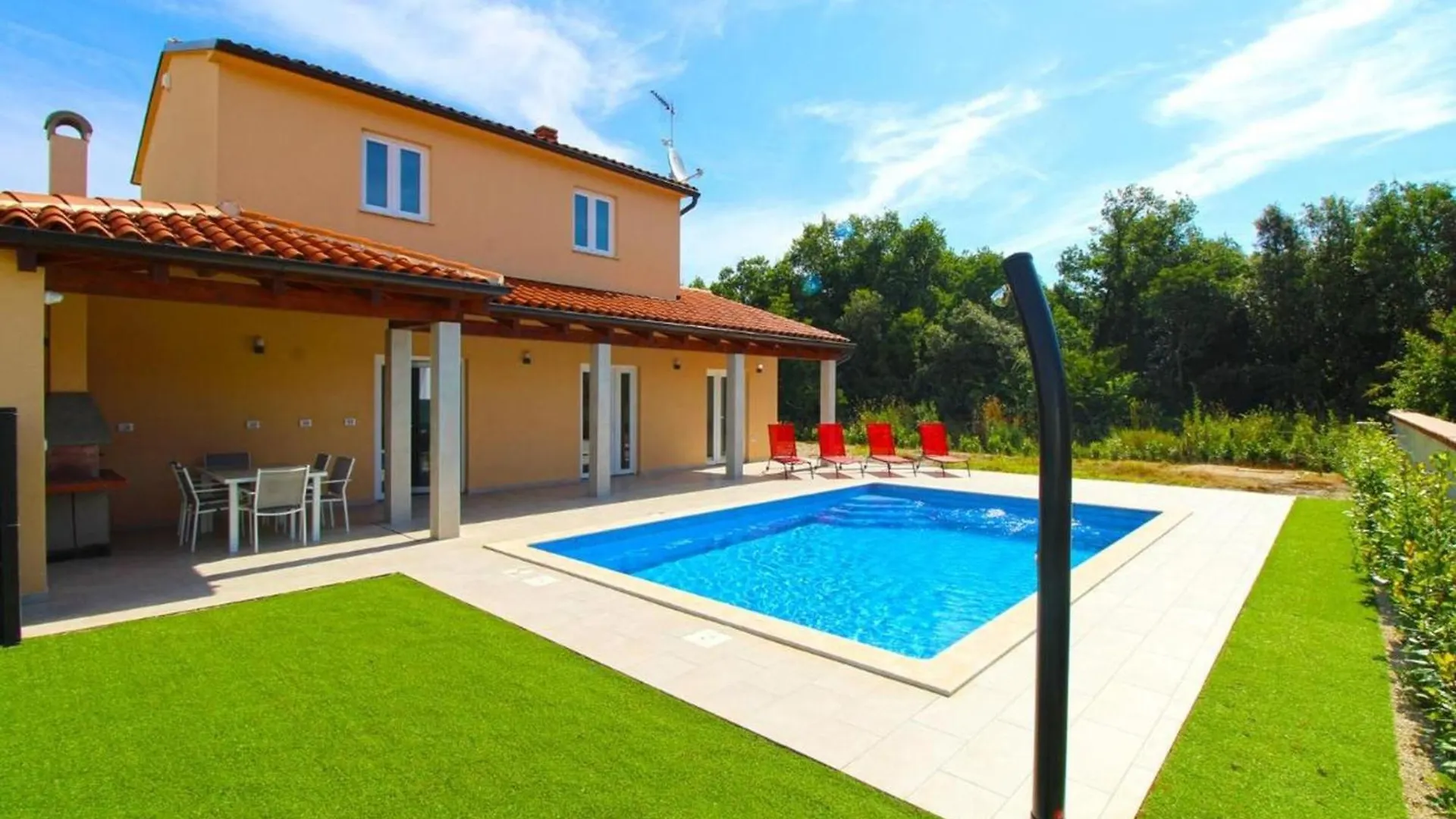 Modern Villa With Private Pool And Garden Pula